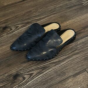 BOGO FREE Very Volatile Flat Slip on  sz 8